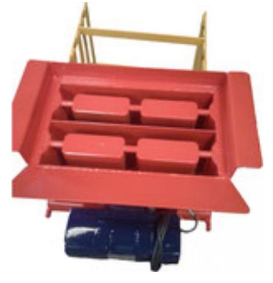 Moule à parpaings manuelle à vibration double - Capacité 2 parpaings - RÉF. RMI02-ET_1