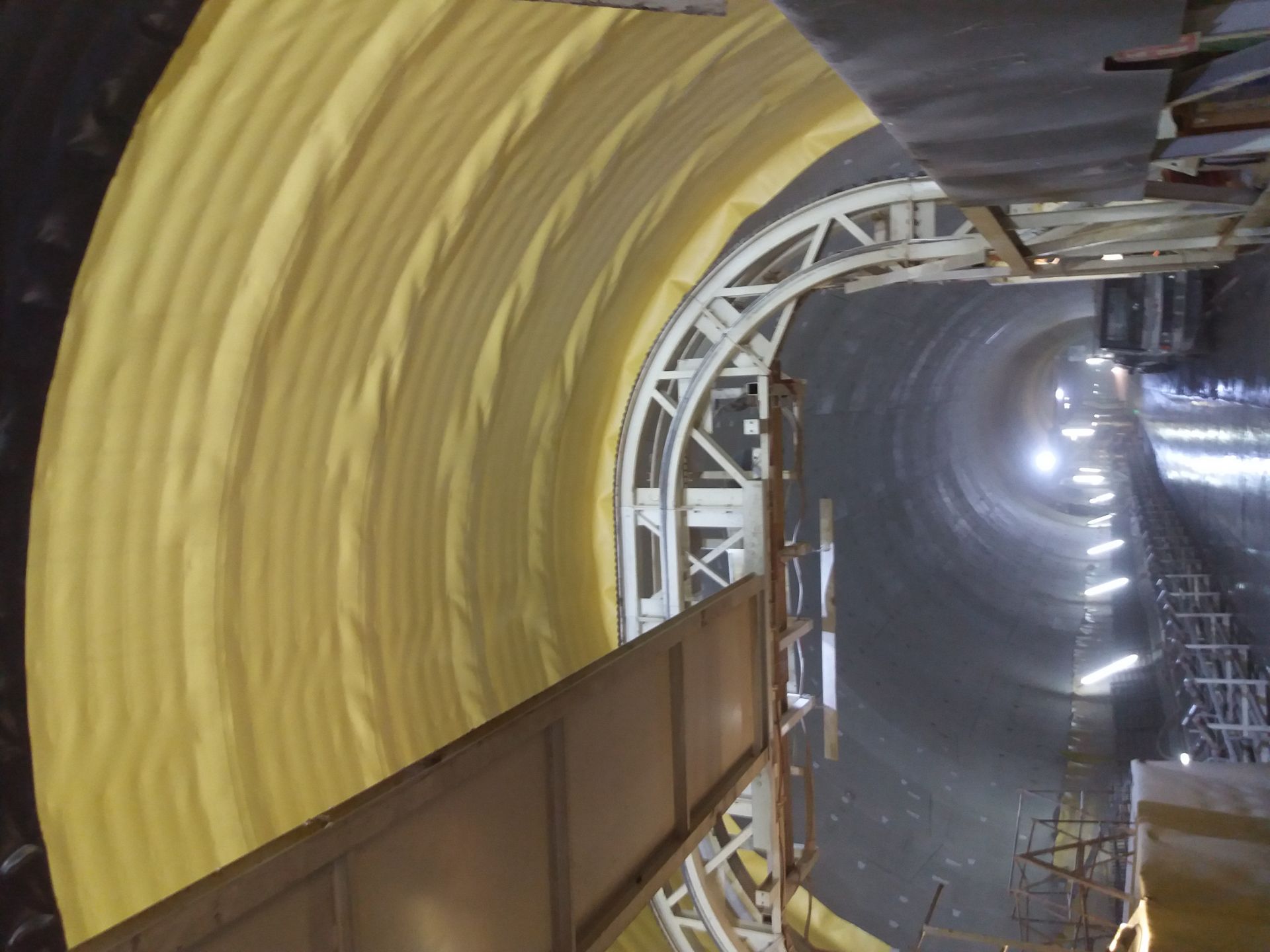 Géomembrane Renolit Alkorplan Tunnel SL 35041 - Signal Layer jaune pour ouvrages enterrés et tunnels_1