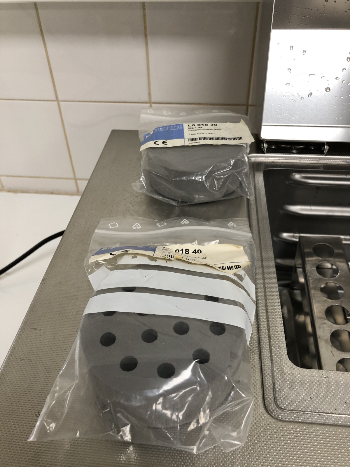 Bain-marie de laboratoire pharmaceutique Memmert WNB 10 - Référence P2205-1461 - Occasion_1