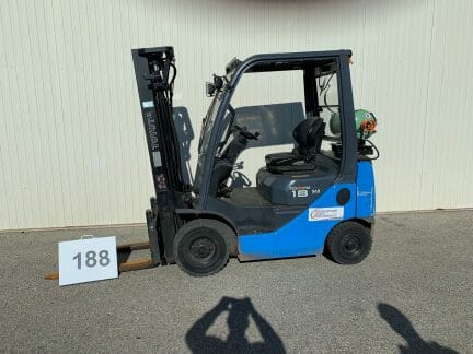 Chariot élévateur frontal gaz d'occasion - Toyota 028FGF18 - Triplex 4700mm - 1800kg_1