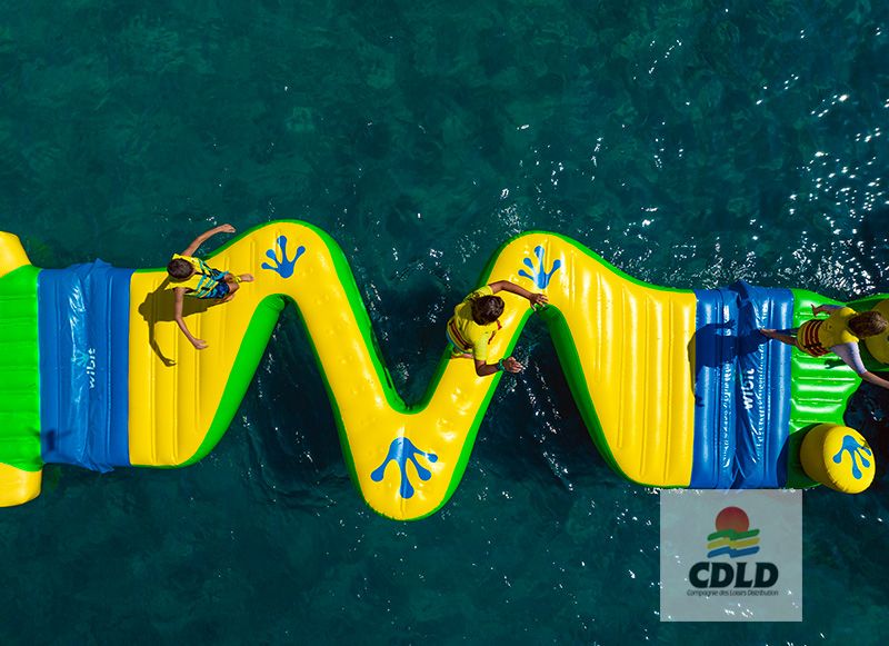 Nouveauté - Module Zigzag Wibit pour parcours aquatique gonflable - Réf A4691 - 6x3x0,8m - Capacité 4 personnes_1