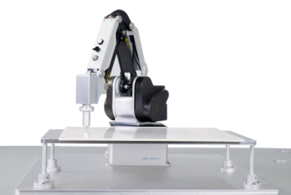 ROBOT 4 AXES INDUSTRIEL DOBOT MG400_1