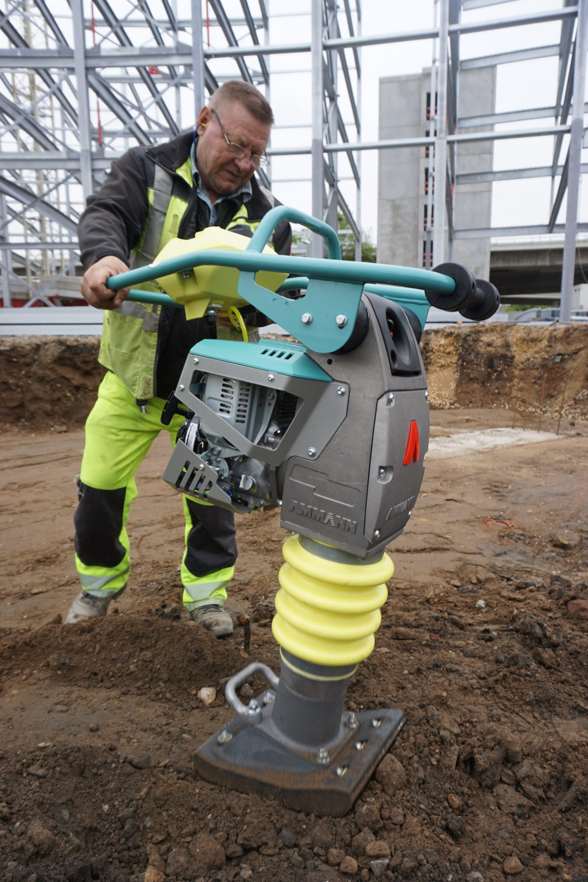 Pilonneuses ammann atr 60 c 62 kg_1