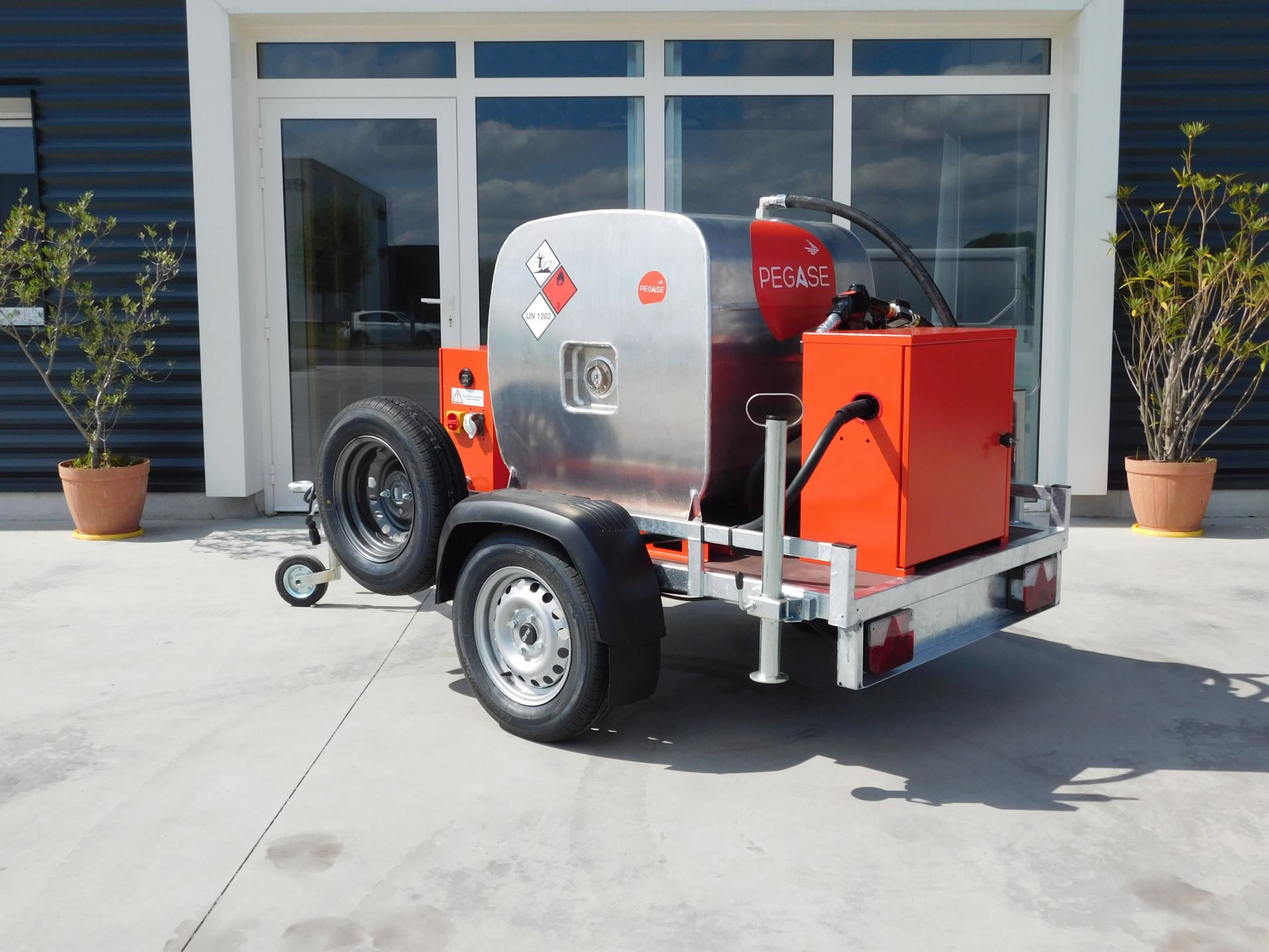 Remorque carburant aviation fill'n fly 450 l_1
