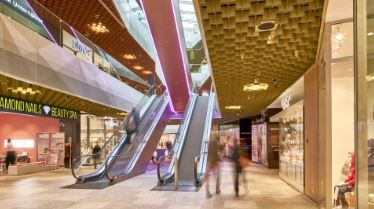 Escalier mécanique  fiable, élégant et efficient  pour un espace moderne et accessible - Schindler 9300_1