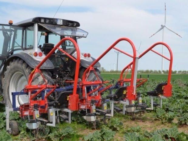 Sarcleuse NC rotative 3 rangs JG - Entraînement hydraulique - Occasion_1