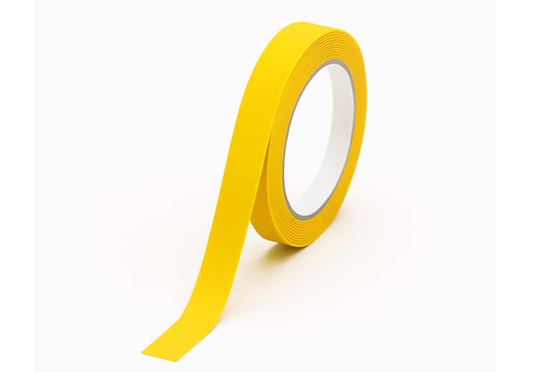 Nez de marche adhésif antidérapant 30 mm x 25 m - Accessibilité et handicap_1