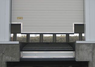 Niveleur de quai RH2 - Inkema - lèvre télescopique 500 mm - précision et isolation thermique_1