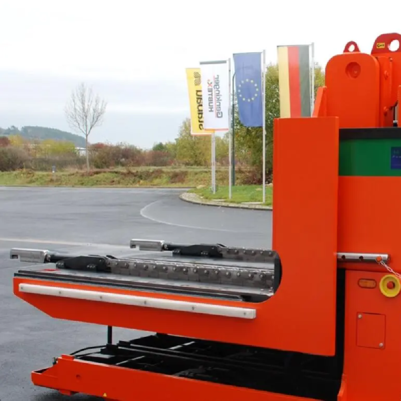 Changeur d'outils industries  pour une manipulation rapide et efficace des outils de presse jusqu'à 65 tonnes en Isère et Rhône - disponible en achat neuf et en location de courte à longue durée_1