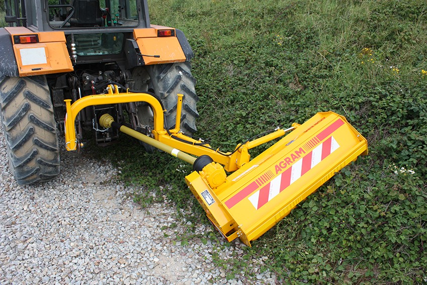 Broyeur d'accotement 