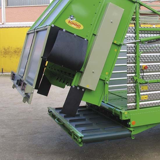 Machine agricole avec une capacité de chargement de 20 à 35 m3