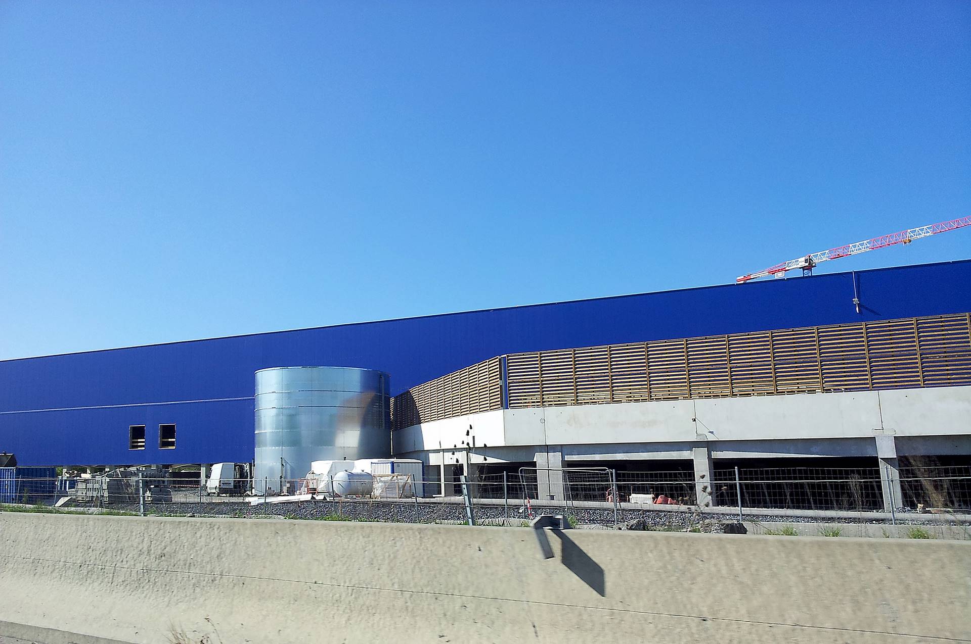 Deux réservoirs incendie de 766 m3 (source B sprinkler) et 889 m3 (source pompier) - FM TANK_1