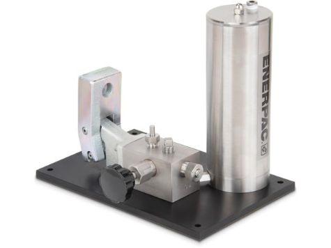 11100, Une vitesse, Pompe hydraulique à main très haute pression, 737 cm3 d'huile utile, 700 bar_1