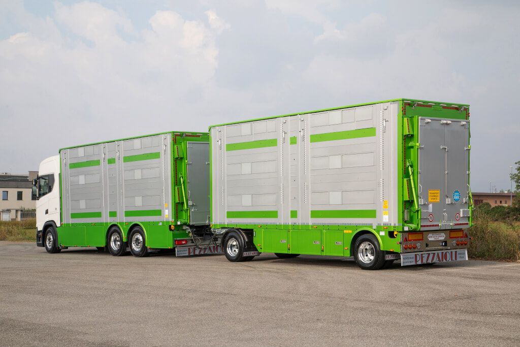 Bétaillère Rba22 avec essieux jumelés fixes de 10500 kg