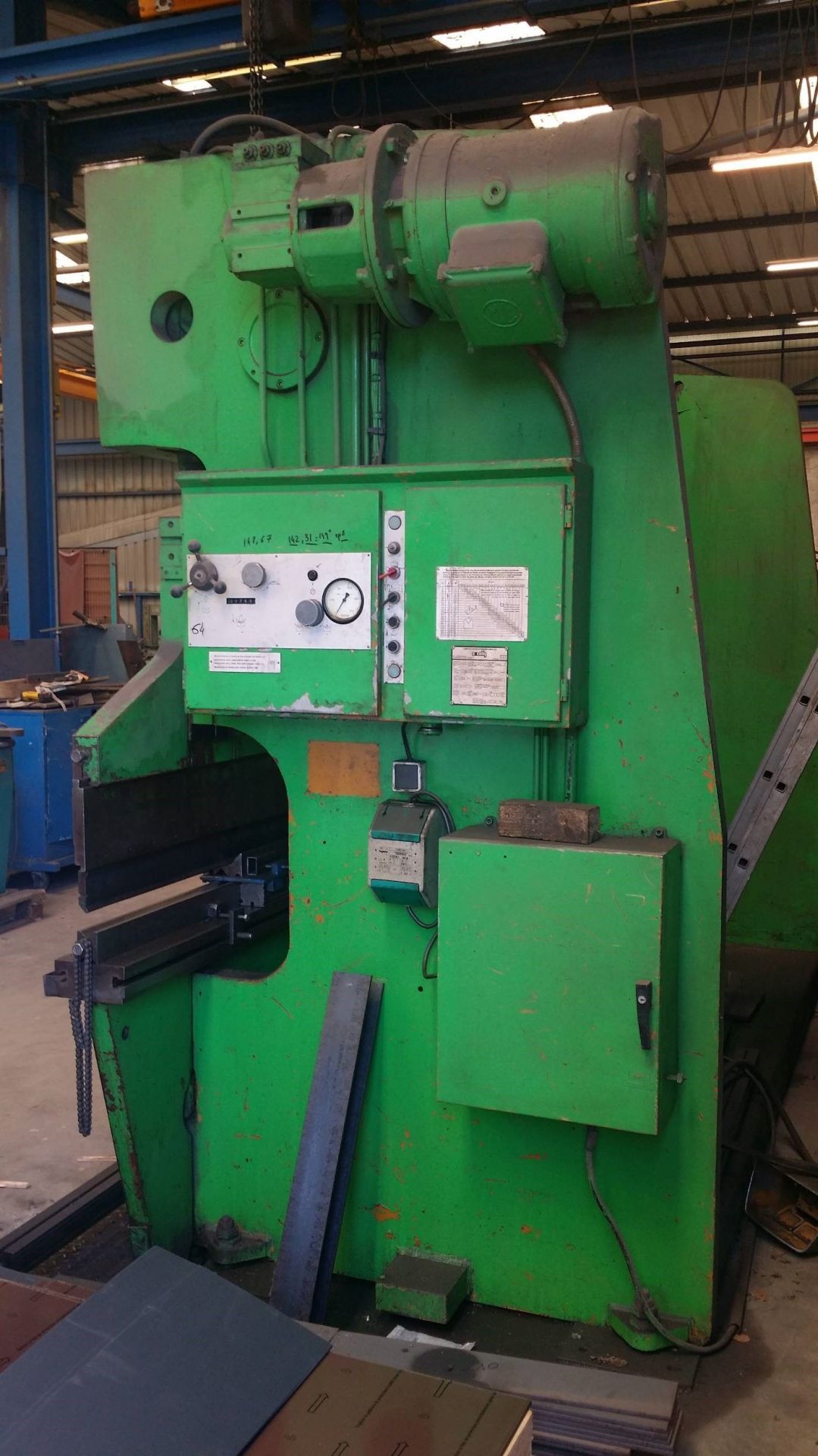 Presse plieuse COLLY - 4000x140T - Occasion - Réf 3373 - Passage 3100mm - Poids 15200kg_1