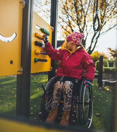 Structures de jeu d'extérieur inclusive Design pour PMR - LAPPSET_1