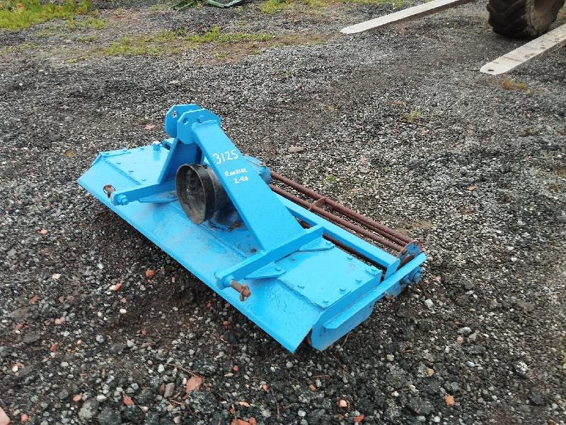 Herse rotative modèle NC 1.50m en bon état
