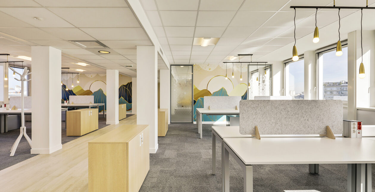 Aménagement de bureaux et locaux professionnels - CLUE ME - Paris et Île-de-France, conception et rénovation clés en main_1