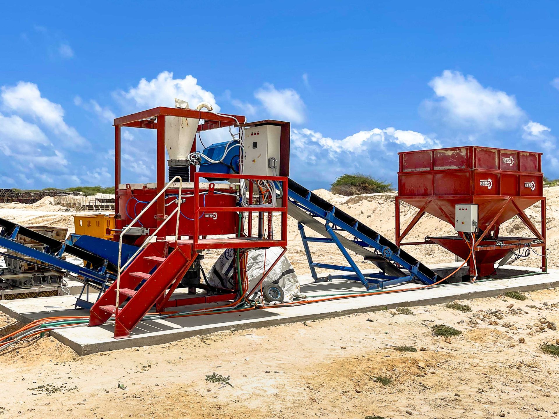 Machine à briquettes fixe PRS-1000 - Haute qualité et économique - Capacité de production 10 000 briquettes en 8 heures_1