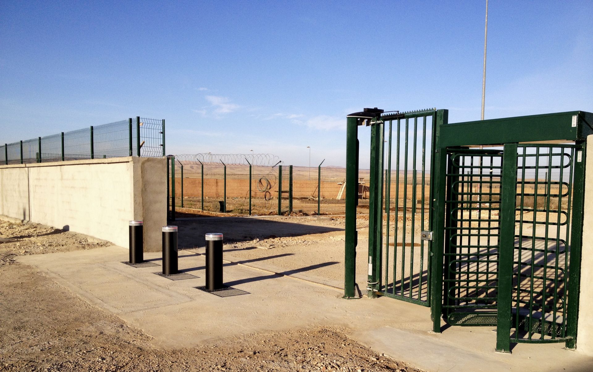 Borne escamotable électrique de protection - BES - Résistance extrême - Garantie à vie - Fabrication française_1