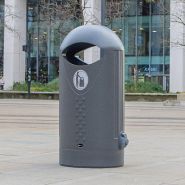 Ellipse - Poubelle publique 63 litres - Glasdon - Design contemporain et résistant aux intempéries_1