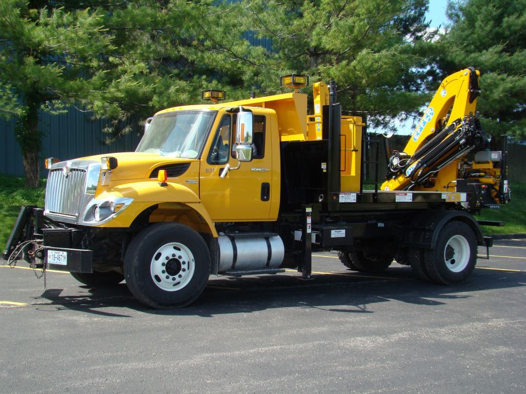 Grue auxiliaire light 145 - effer - pression 350 bar - capacité de levage 2 à 0 txm_1