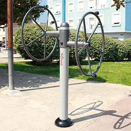 Gouvernail pour le renforcement des muscles - agrès fitness en acier poudré pour les membres supérieurs_1