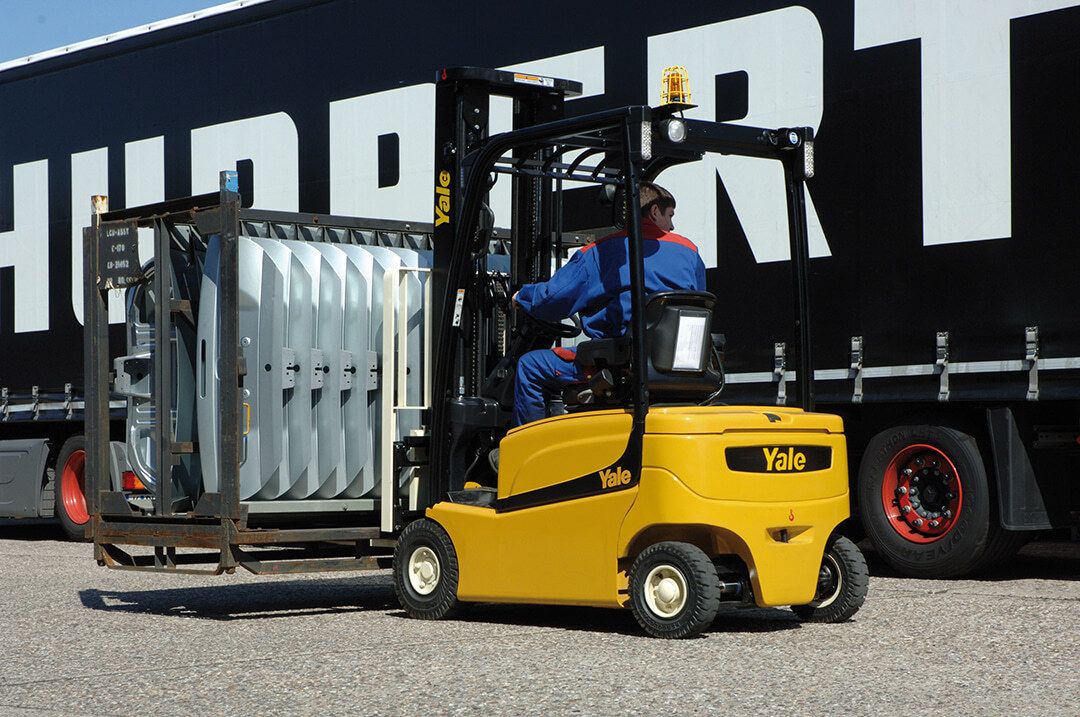 Erp16-20vf - chariot électrique - yale - 48v 4 roues_1