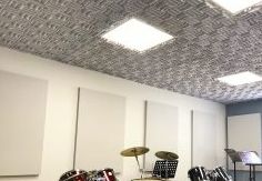 Panneaux acoustiques Ambiance Relief avec reliefs Sonex et Pyramide