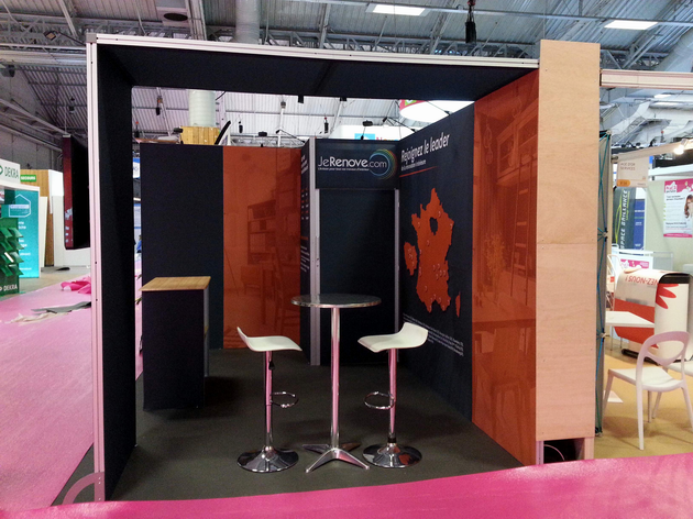 Stand modulaire pour surface de 9 à 36m2, avec cadre aluminium et tissu tendu_1