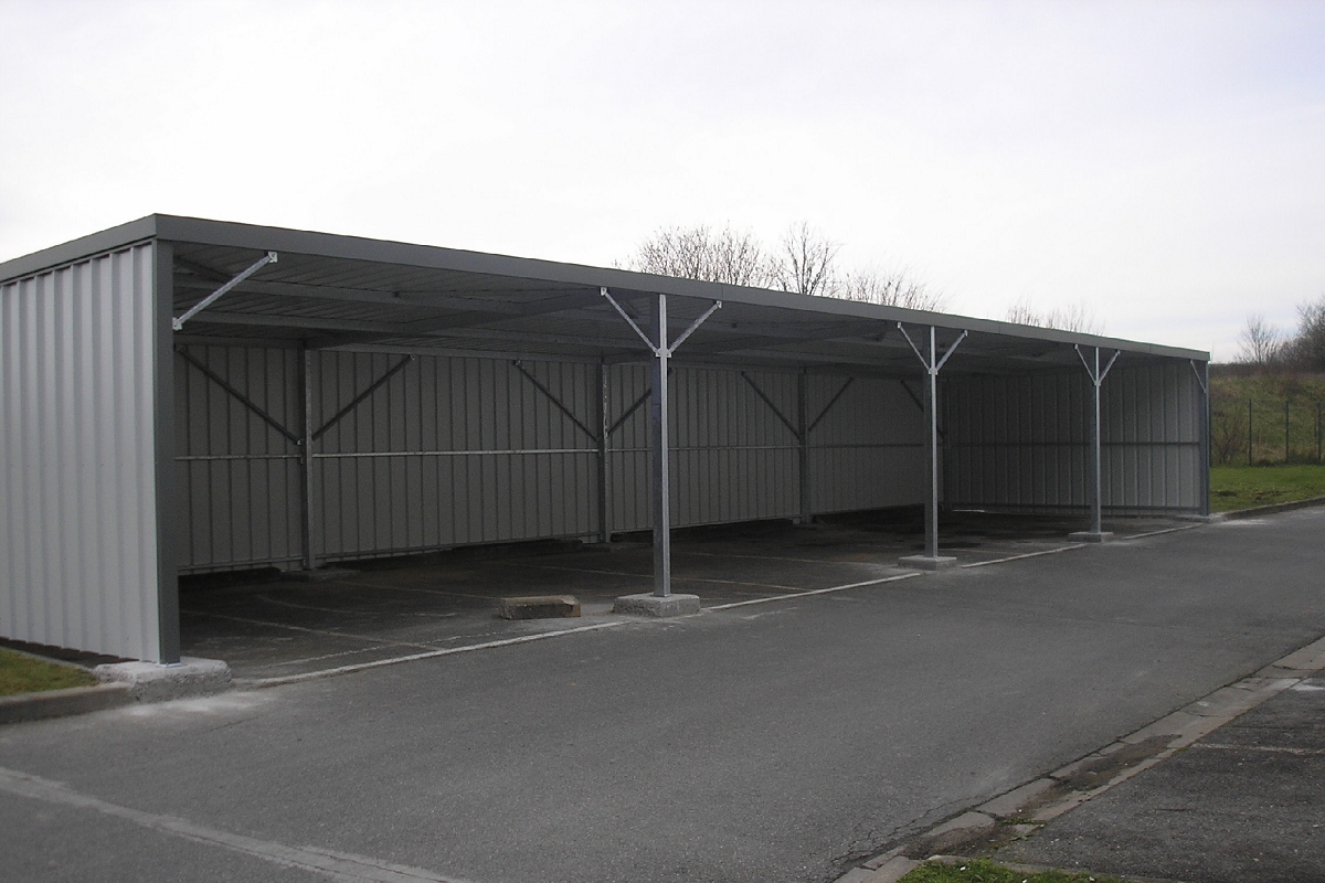 Garages métalliques ouverts Série M - Toit plat pente arrière 5% - Sur mesure - Bardage et options disponibles_1