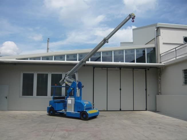 Série Minidrel 75B_R - mini-grue - 7500kg - capacité et dimensions compactes_1