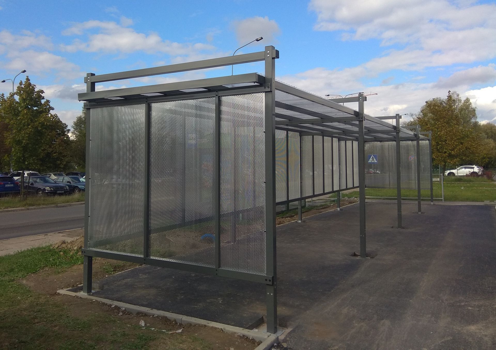 Abri fumeurs - solide et fonctionnel avec options personnalisables et matériaux de qualité_1