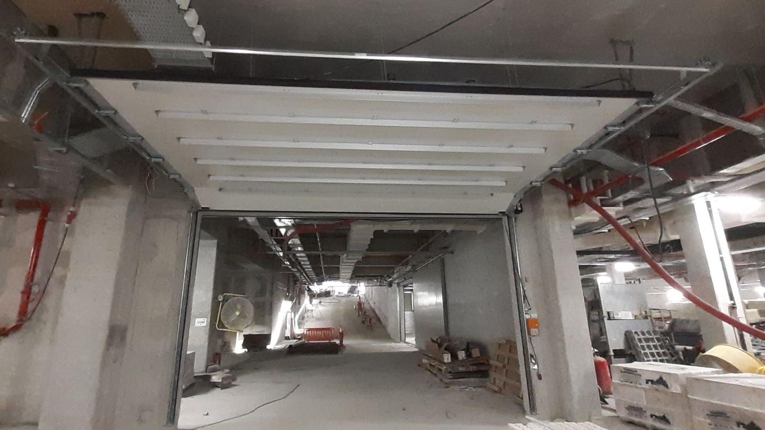 Porte sectionnelle coupe-feu FIREDOR - 1h (EI60) ou 2h (EI120) - Pour parking - Grandes dimensions - Classe 2 au vent_1