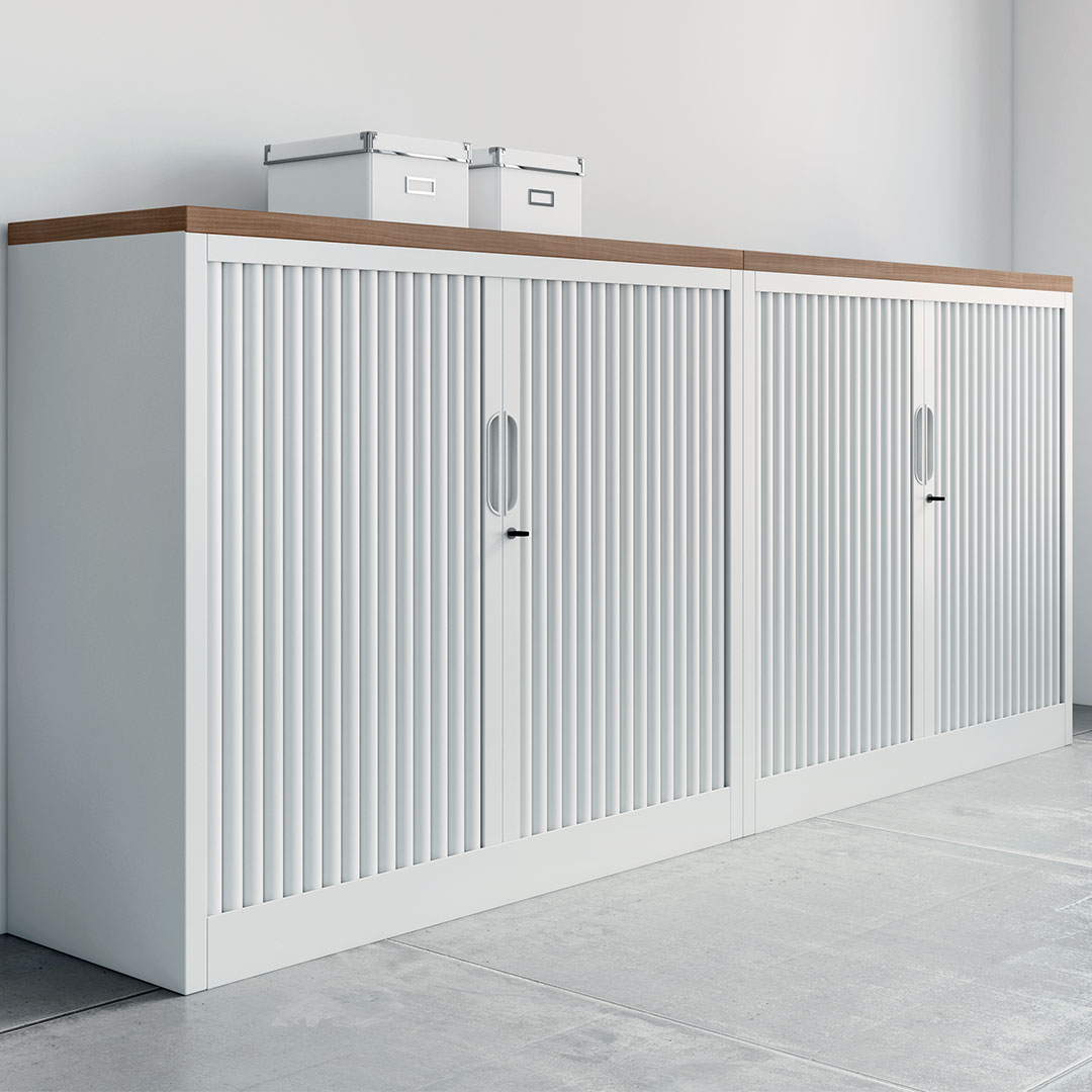 Armoire à rideaux spacieuse et fonctionnelle pour bureaux professionnels_1