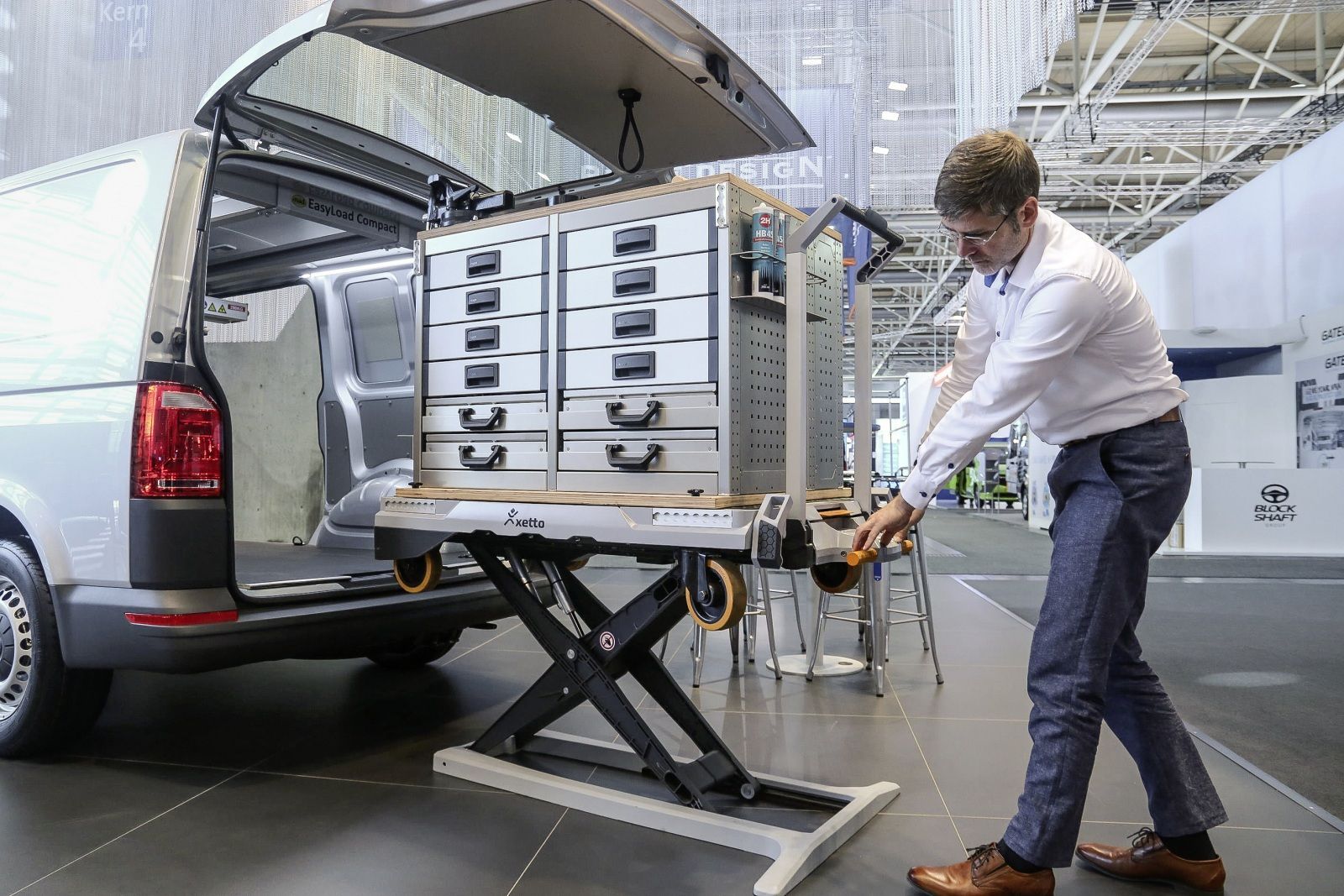 Xetto, la table de chargement de véhicules_2