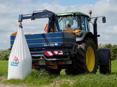 L15 base distributeur d'engrais - bogballe - largeur de travail 10-18 m_1