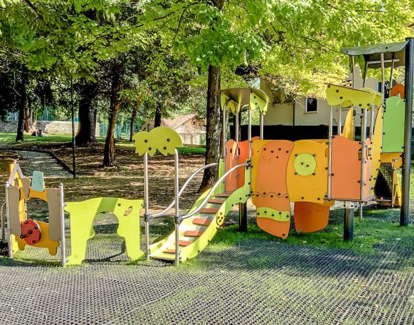 Diabolo Baby - structure pour aire de jeux Proludic - largeur 6,86 m - réf. J38708® - accessible dès 2 ans_1