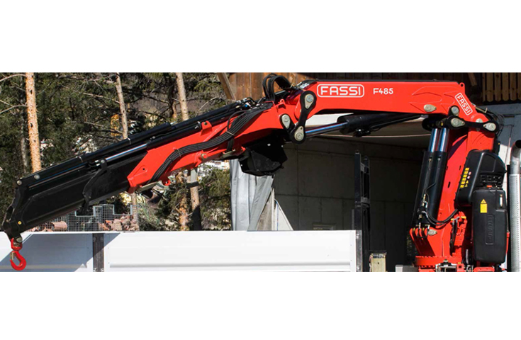 Grue auxiliaire Fassi F485A XE-Dynamic - capacité de levage jusqu'à 48,4 tm - bras hydraulique jusqu'à 28,70 m_1