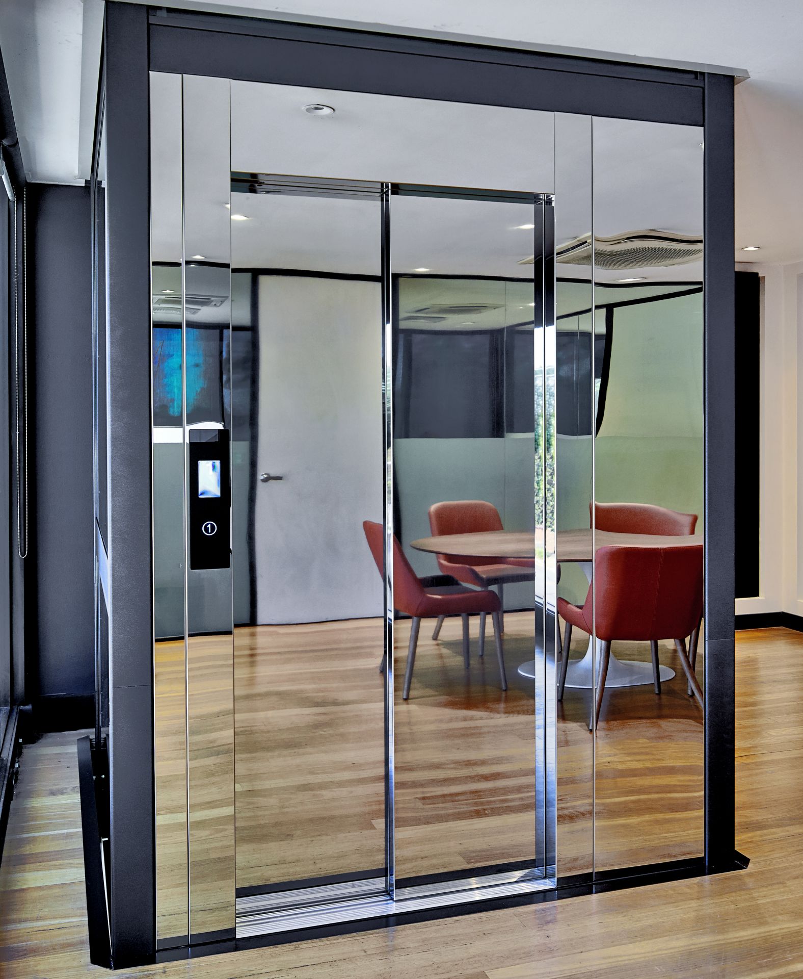 Plateforme elevatrice / ascenseur privatif leonardo_1