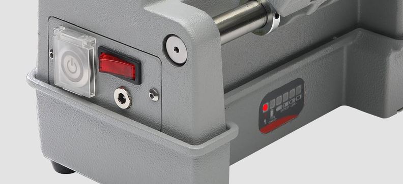 Flash 008 machine à tailler les clés plates - Poids 6,4 kg - Silca SAS_1