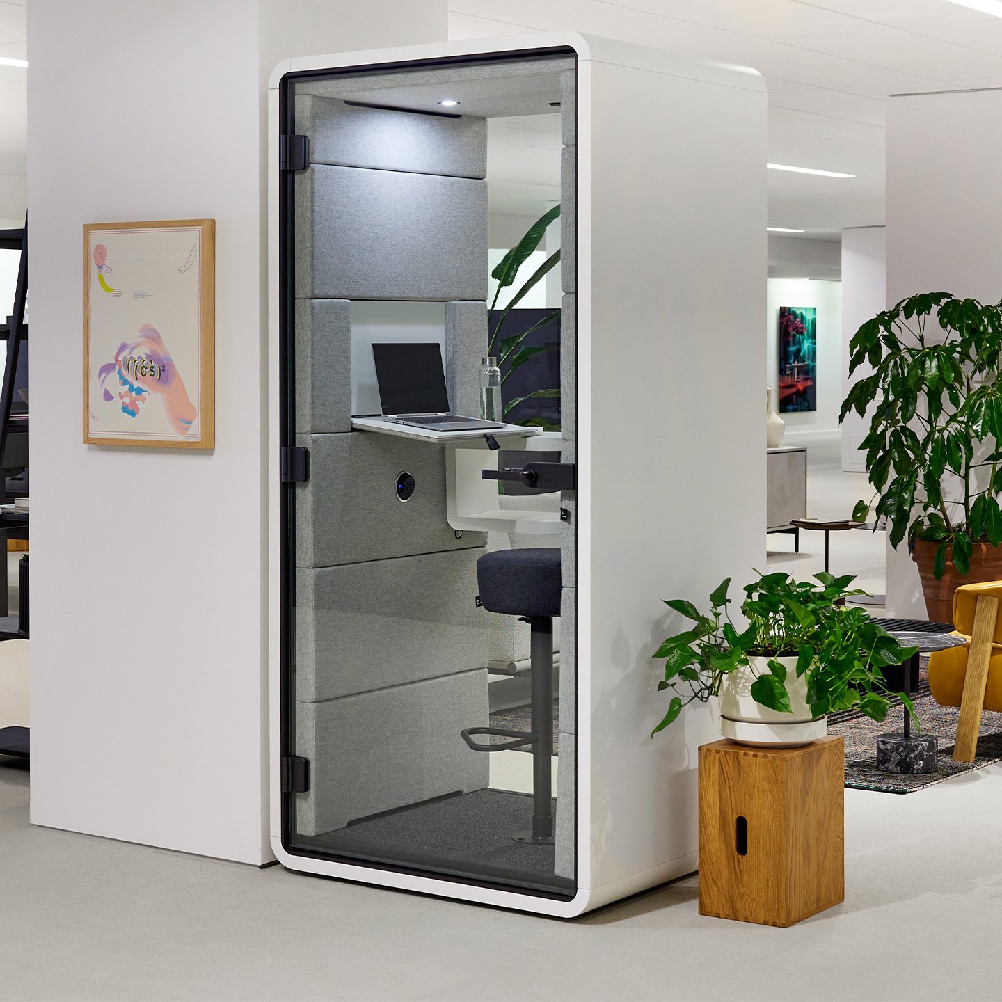 Cabine téléphonique acoustique pour appels privés et professionnels_1