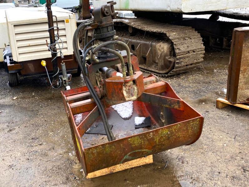 GODET benne preneuse_1