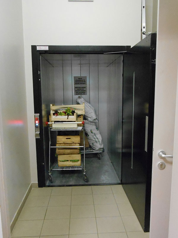 Monte-charge non accompagné - Transport de marchandises - Capacité de 300 kg à 10 tonnes_1