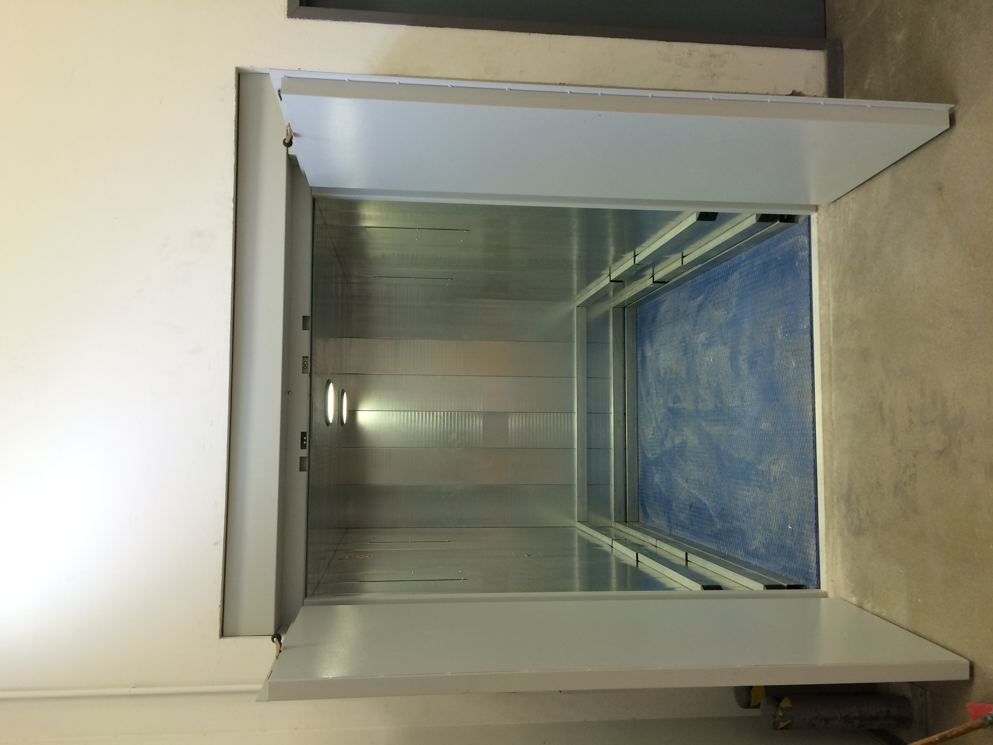 Monte-charges optima non accompagnés_1