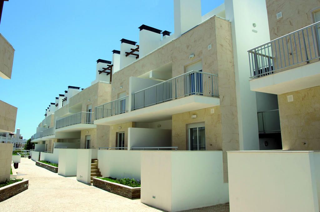 Balustrade Antares en aluminium pour sécurisation des balcons