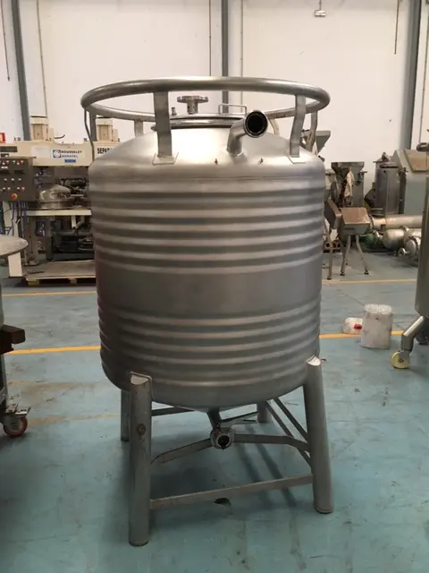 Cuve en acier inoxydable d'occasion 800 litres_50 - référence : c3449_1