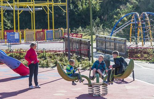 Balançoire sur ressort BREEZ - JVE-0105 - Husson International - Pour enfants 7-15 ans - Jeux dynamiques SOLO+_1