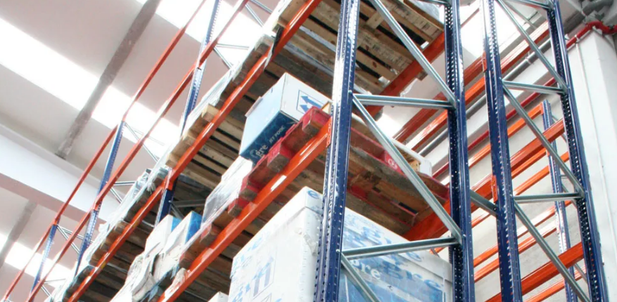 Rack à palettes pour entrepôts et espaces de stockage industriels - Capacité jusqu'à 36 tonnes par échelle - Hauteur de 2 à 11m_1