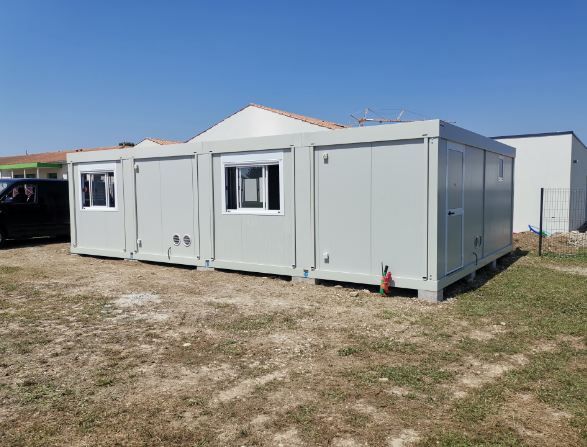 Bungalow avec 4 modules salle de classe, doté d'une installation de chauffage et de climatisation - L.6.09m x l.9.68m_1